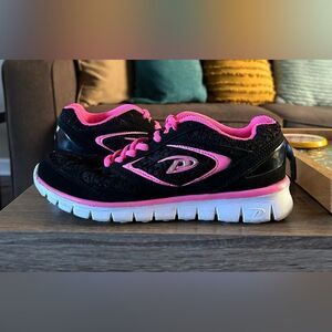 Preowned … PRO PLAYER “Size: 8” Athletic Shoes